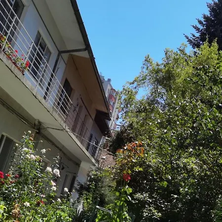Fain Apartment *